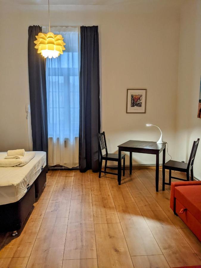 110 Messe Apartment Casablanca 2-4 Pers 42 M2 Klagenfurt am Woerthersee Exterior photo